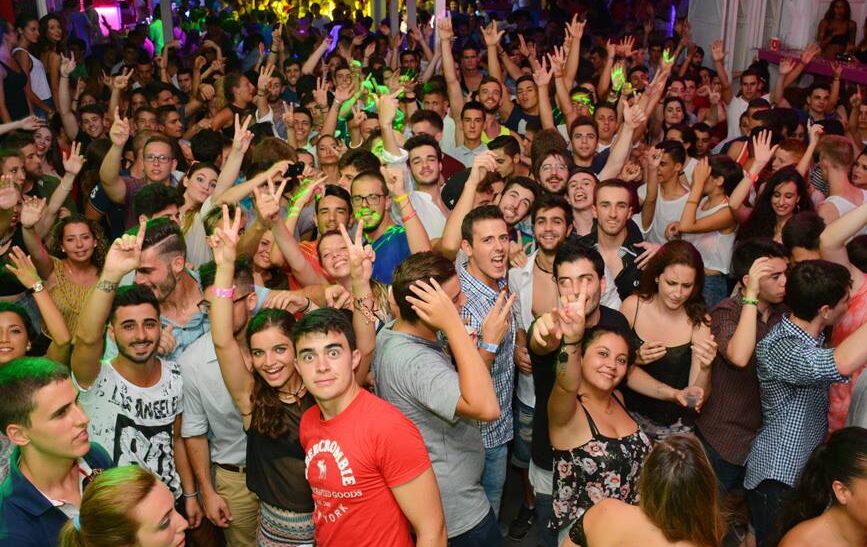 summer-party-1-benidorm-fiesta